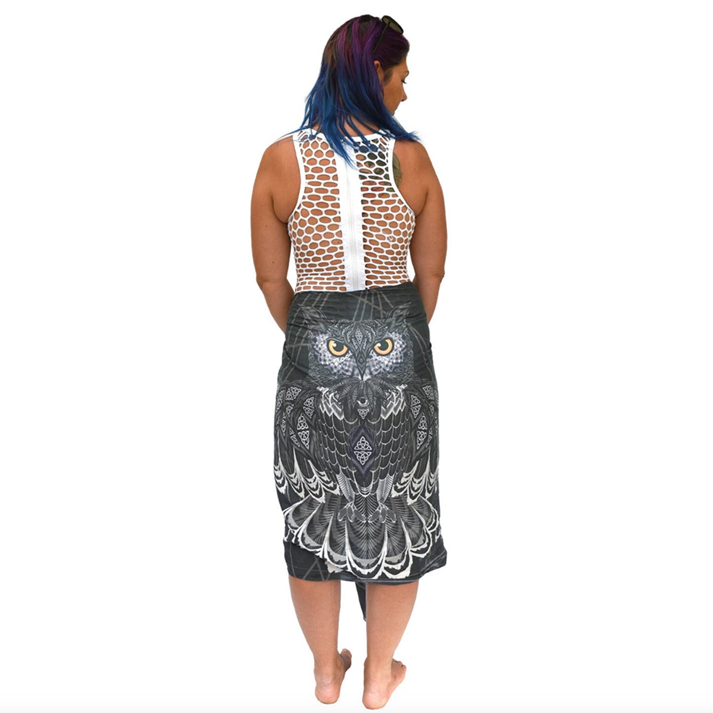 wearable art; owl scarf, wearable art scarf; pure cotton shawl, special gift, graduation gift; mother’s day gift; gift of encouragement; meaningful gift; gift for her; Australian designer; Wayne Tikisci; Teresa Gratkowski; special gift; unisex gift; Pacific Breeze Australia; Pacific Breeze; cotton scarf; soft shawl; gift for grieving; grief gift; thoughtful gift; meaningful gift of encouragement, inspiring gift